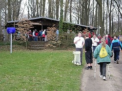 Bitte zum Vergrern und zur Dia-Show anklicken!
